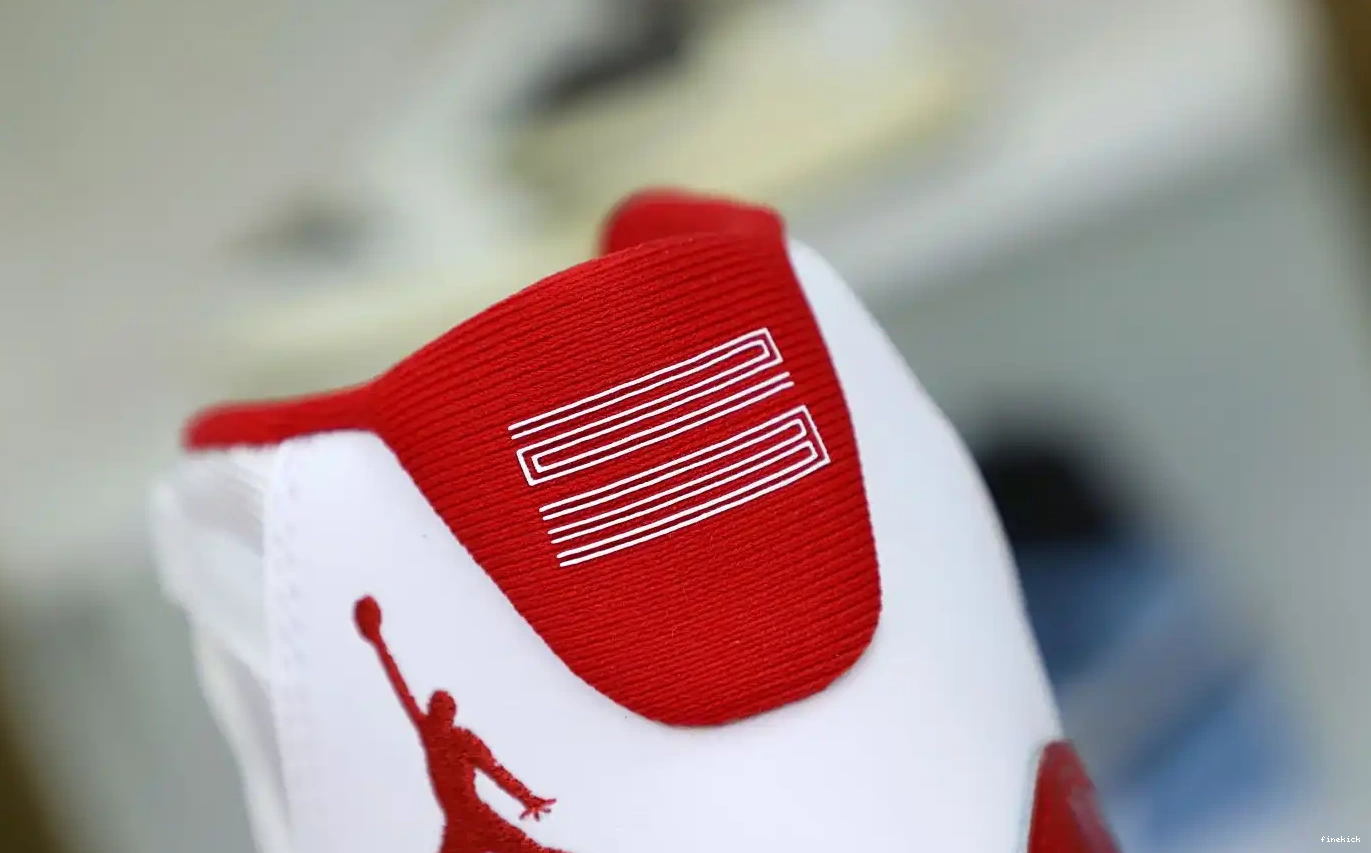 AIR 11 
